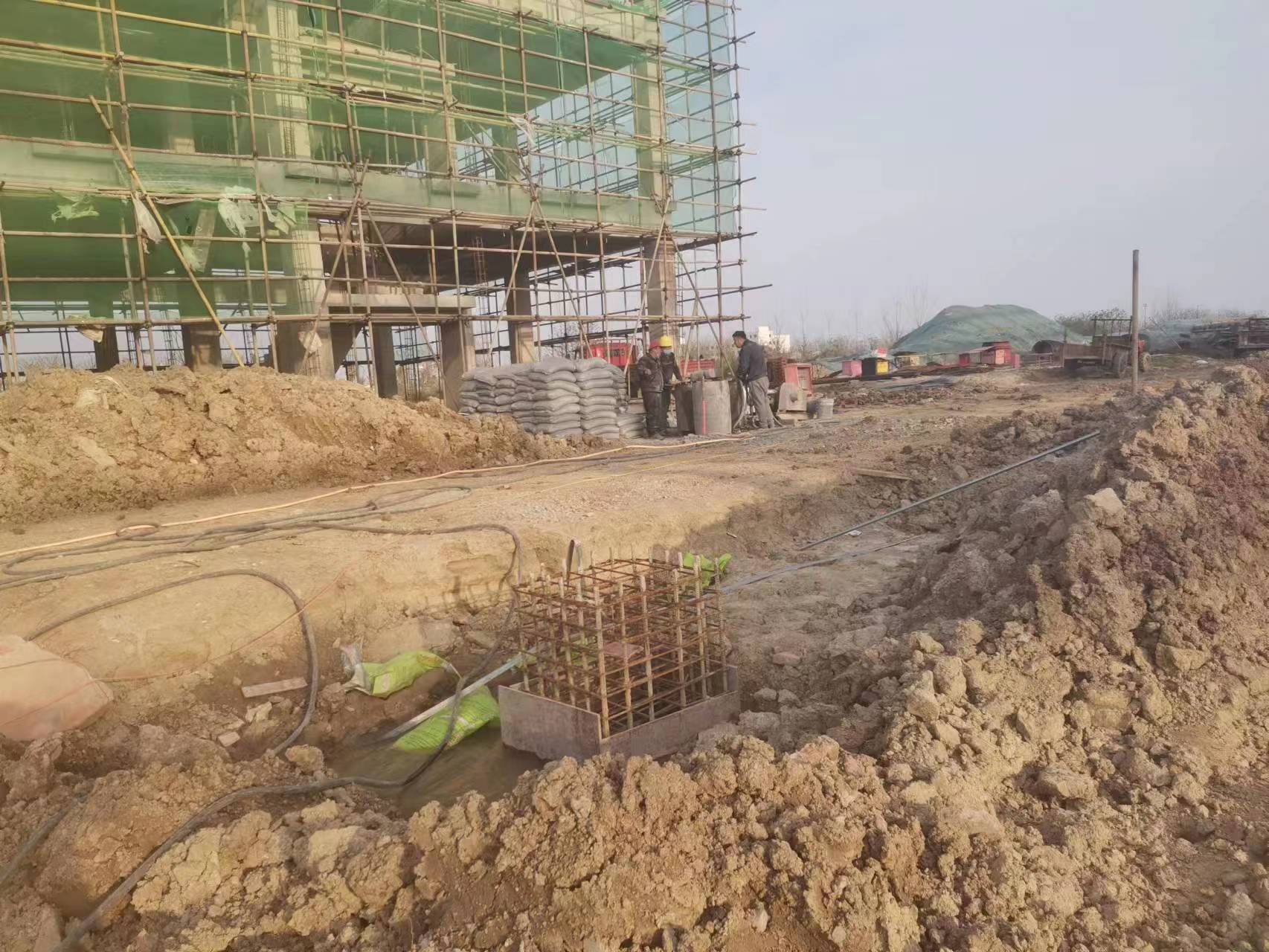 育才镇当桥梁出现裂缝的时候应该及时加固修补